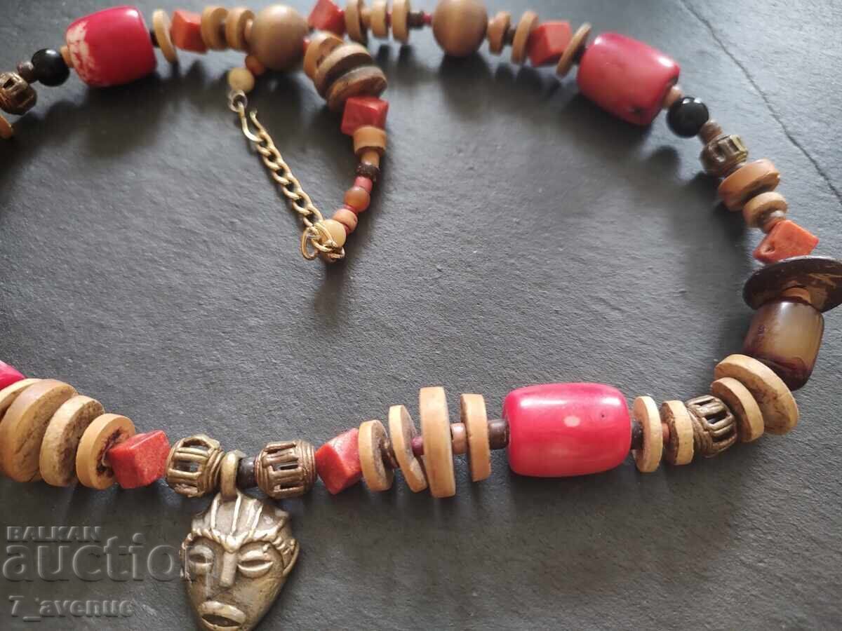 Παράδοση Z Κολιέ, πολυτέλεια και ομορφιά, μεγάλα κοράλλια μπρούτζος 5.06.25