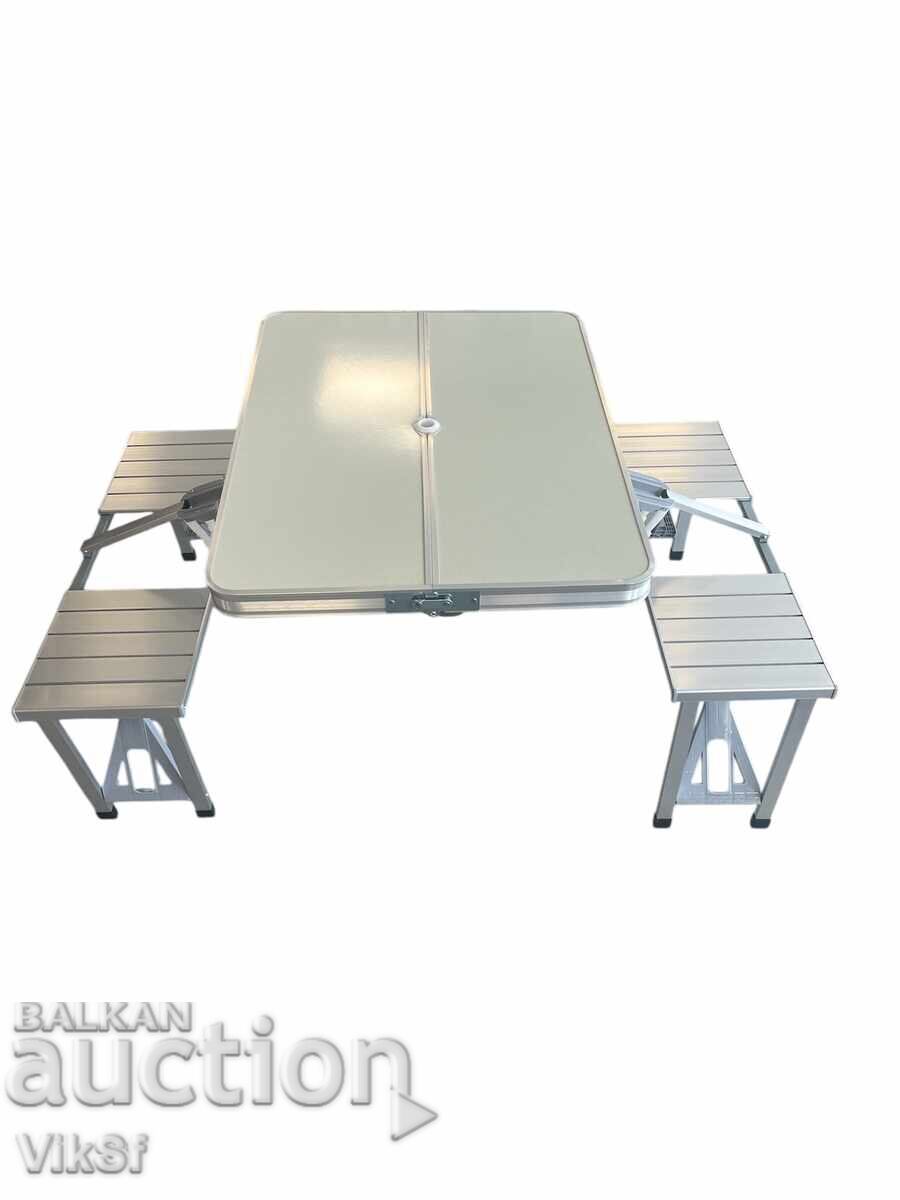 Συγκεντρωτικό τραπέζι με ενσωματωμένες 4 καρέκλες με τιμή 115.50 BGN | € 59.05 Συγκεντρωτικό τραπέζι με ενσωματωμένες 4 καρέκλες με τιμή 115.50 BGN | € 59.05