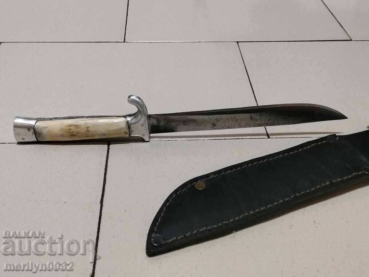 Delivery of Hunting knife with sheath, deer antler handle, crossguard