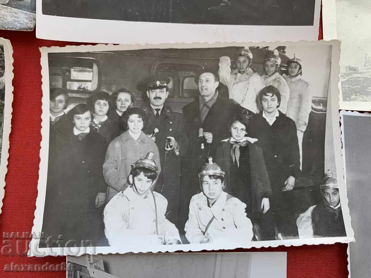 Licitație Lot de fotografii vechi, 7 buc. socialism timpuriu, anii '50-'60 Licitație Lot de fotografii vechi, 7 buc. socialism timpuriu, anii '50-'60