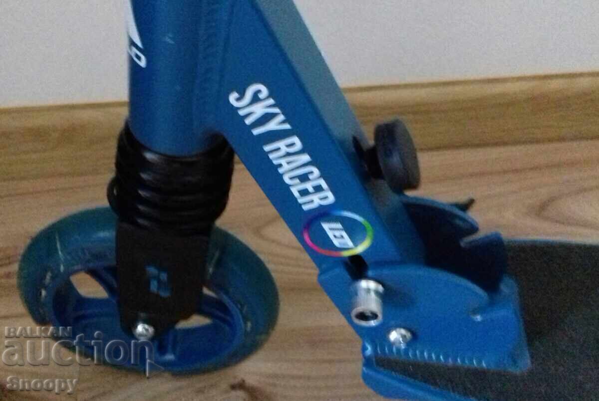 City Scooter APOLLO Sky Racer with price 30.00 BGN | € 15.34