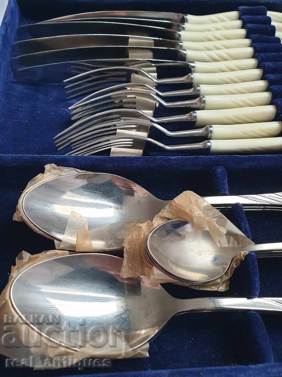 Set de tacâmuri rusești - 5 Set de tacâmuri rusești - 5