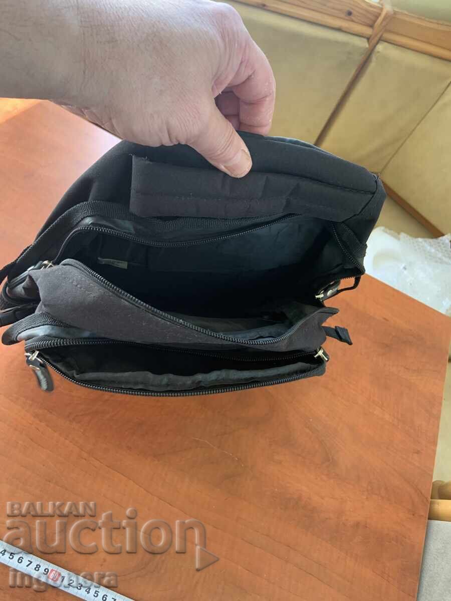 Licitație GHIOZDAN LIFE GEANTĂ NOUĂ Licitație GHIOZDAN LIFE GEANTĂ NOUĂ