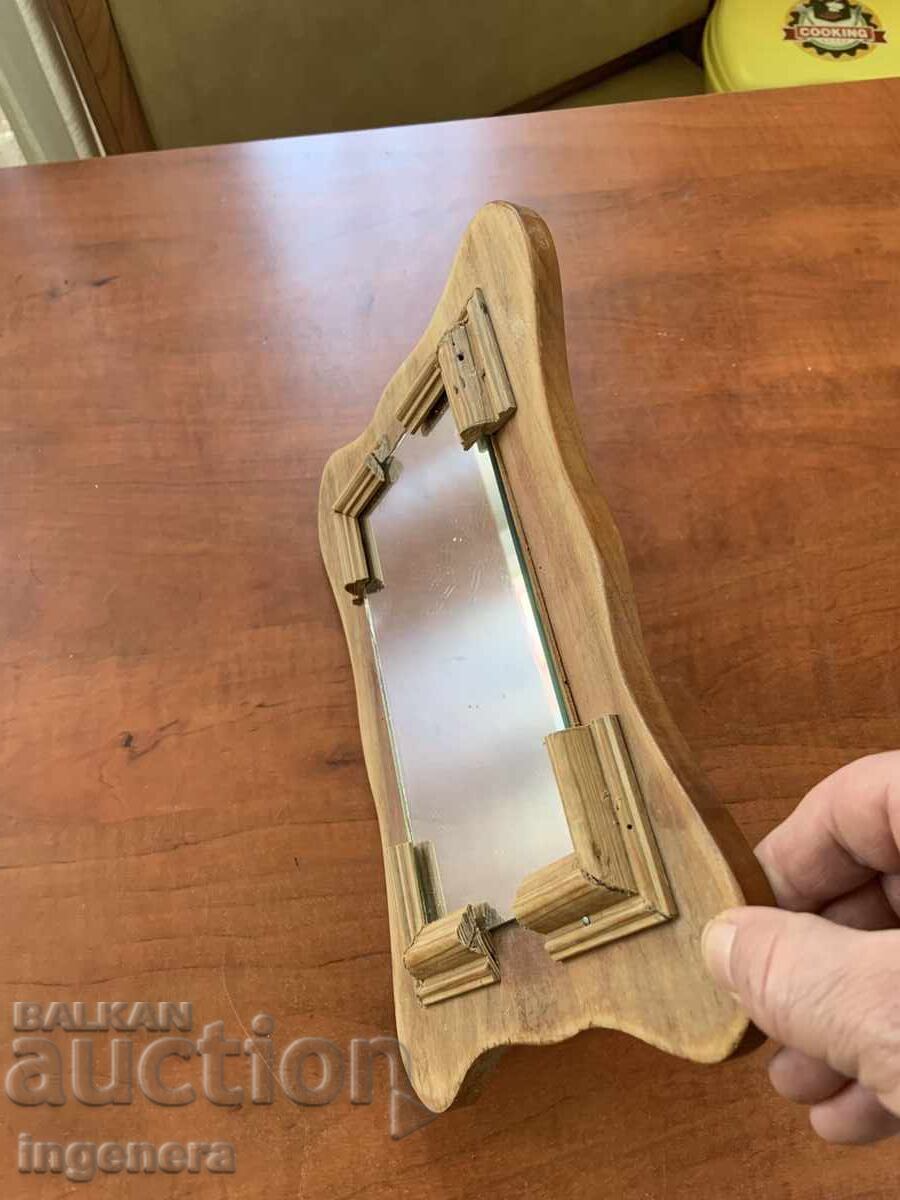 WALL MIRROR WOODEN FRAME - 6 WALL MIRROR WOODEN FRAME - 6