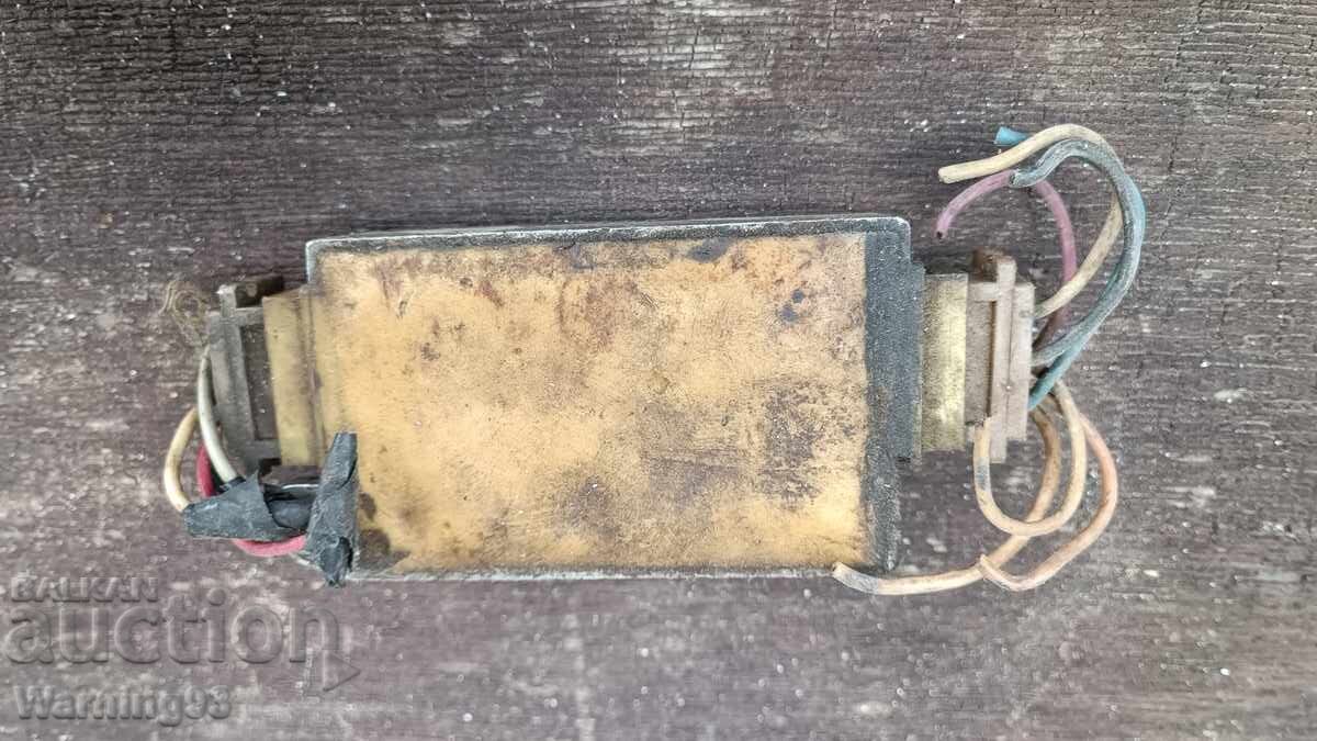 Releu regulator - releu electronic de aprindere - motor Minsk cu preț 30.00 BGN | € 15.34