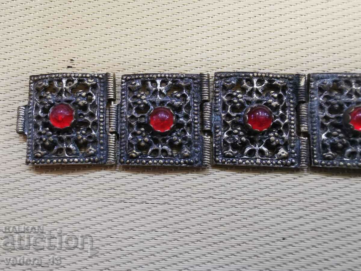 ΠΑΛΙΟ ΒΡΑΧΙΟΛΙ ΑΝΑΓΕΝΝΗΣΗΣ με τιμή 55.00 BGN | € 28.12