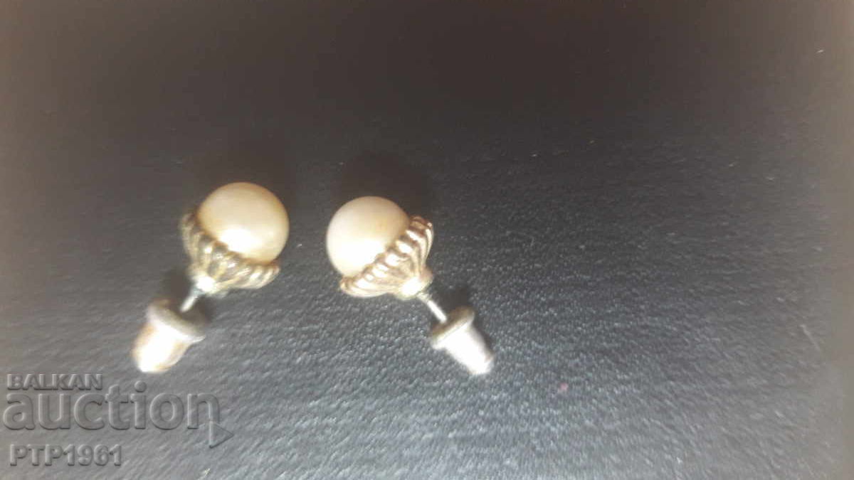 earrings with price € 1.00 | 1.96 BGN