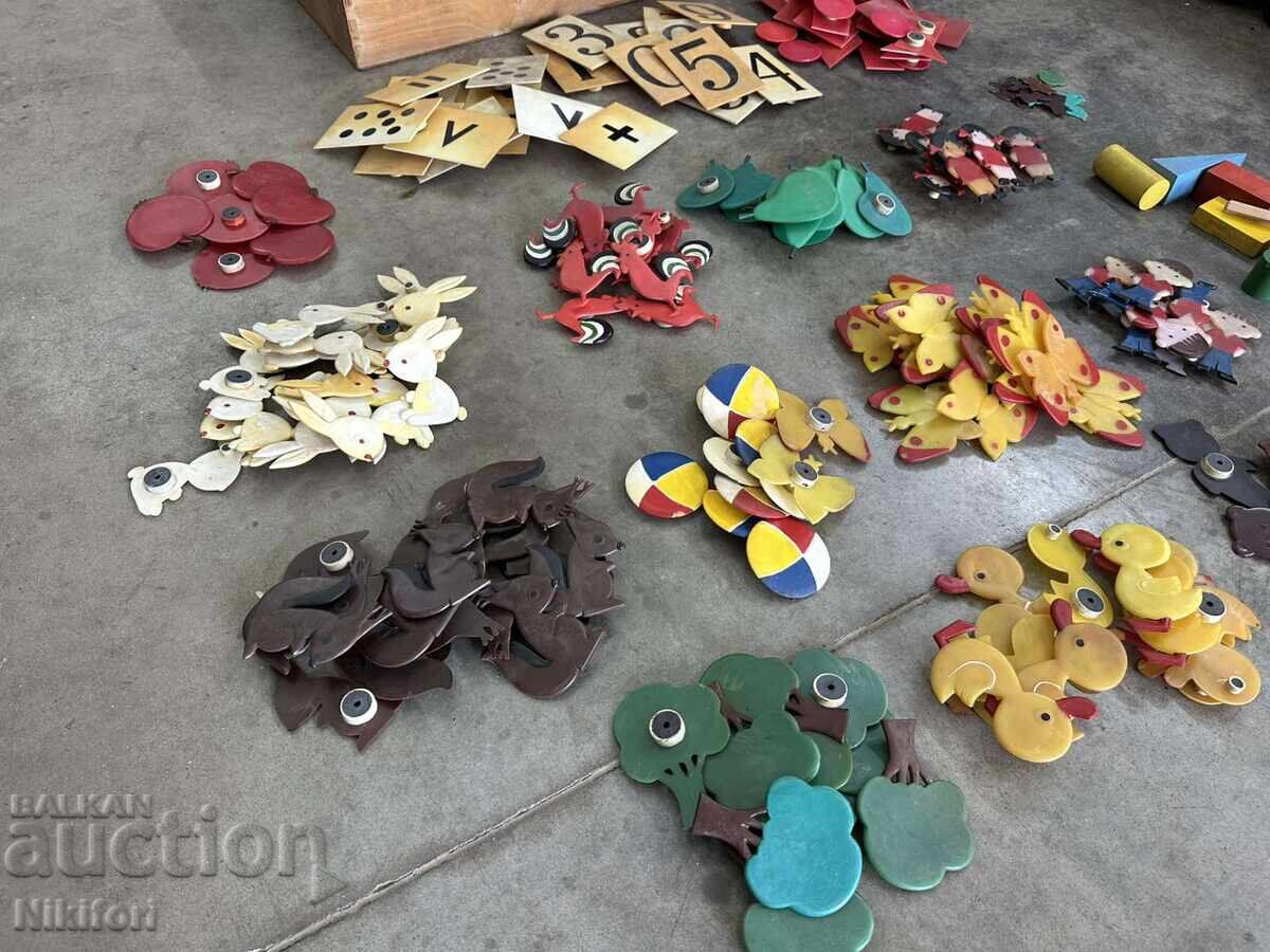 Σοσιαλιστικές Παιδικές Φιγούρες με Μαγνήτη Ουτσεχπρόμ - 5