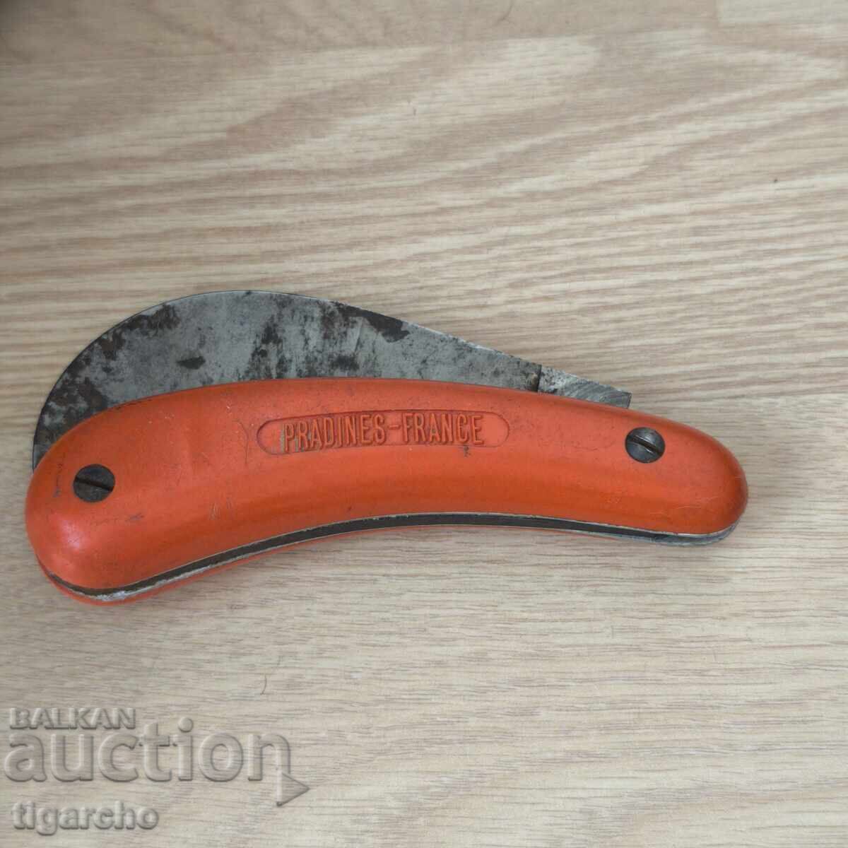 Old French knife