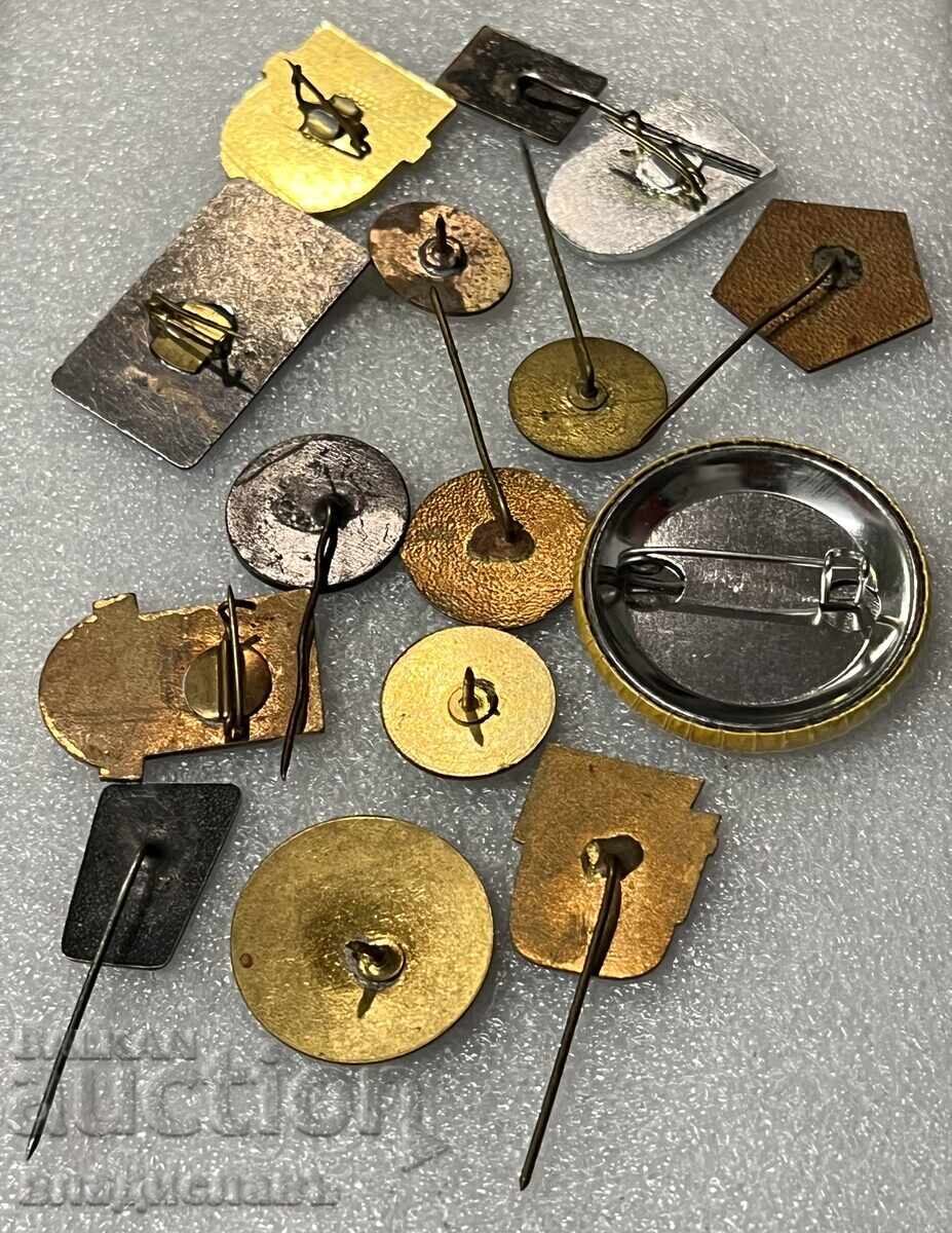 Lot de insigne vechi bulgărești 2 cu preț 60.00 BGN | € 30.68