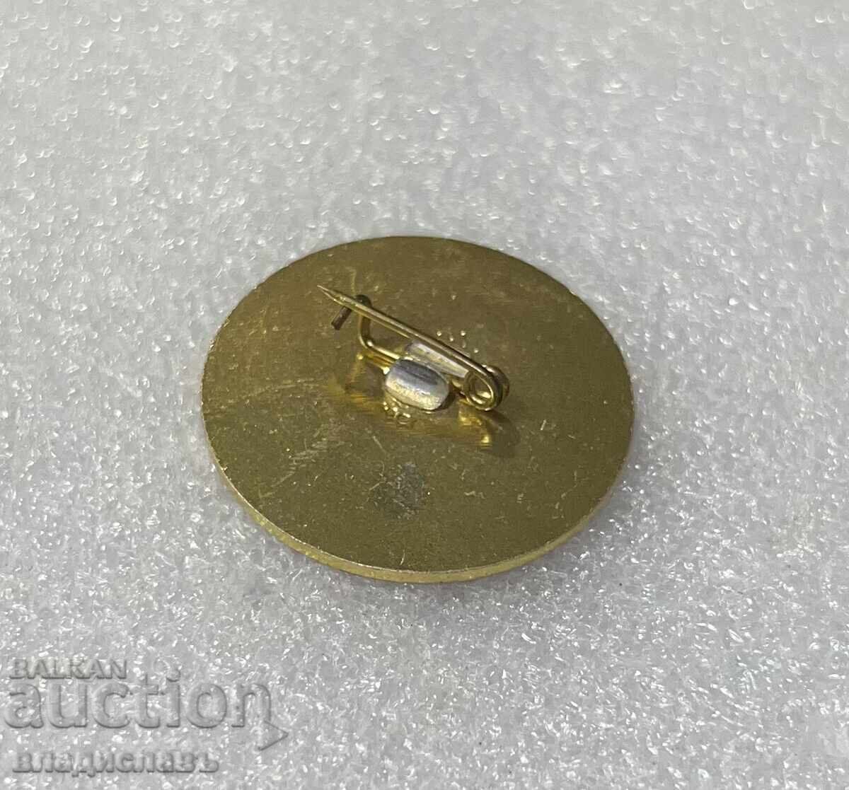 APK Leningrad LEVSKI cu preț 21.50 BGN | € 10.99