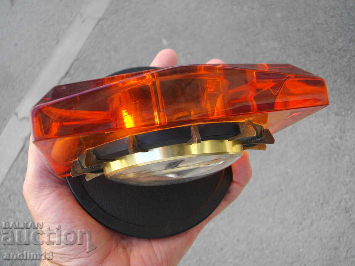 Delivery of Collector's Desk Weekly Clock MOLNIJA 65g