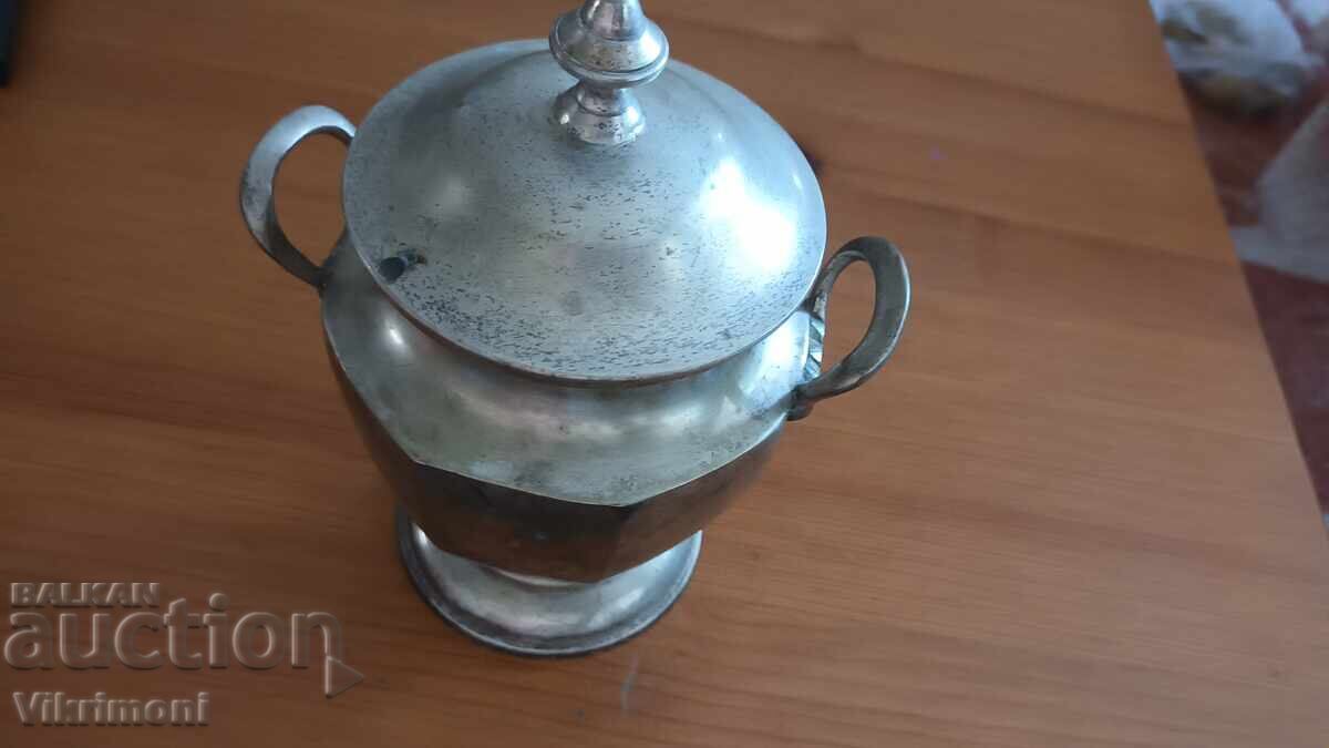 Recipient de argint Art Deco, zaharniță, bronz cu preț € 23.01 | 45.00 BGN Recipient de argint Art Deco, zaharniță, bronz cu preț € 23.01 | 45.00 BGN