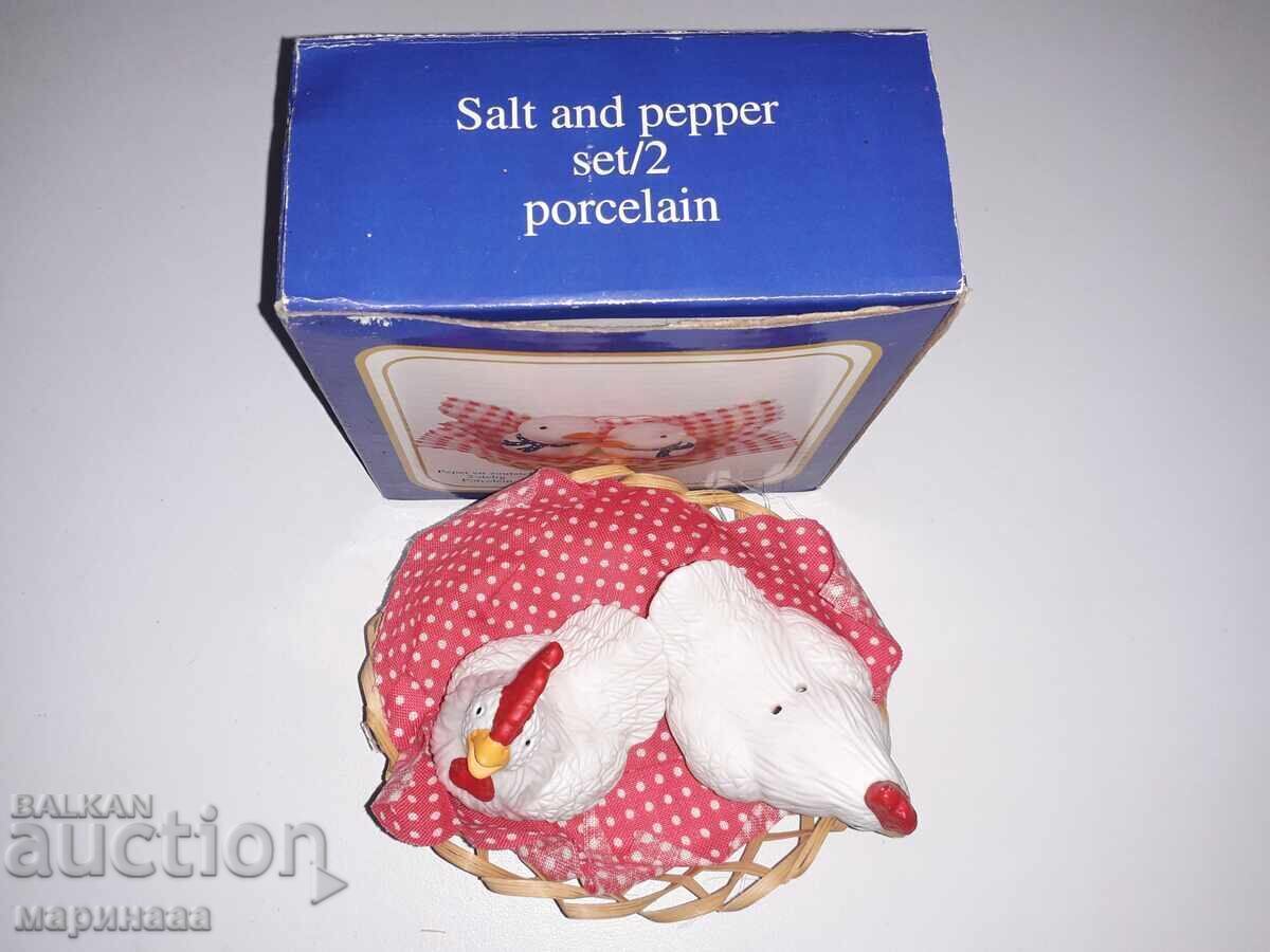 SET. SARE, PIPER. PORȚELAN cu preț € 2.50 | 4.89 BGN