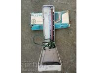 Old blood pressure measuring device