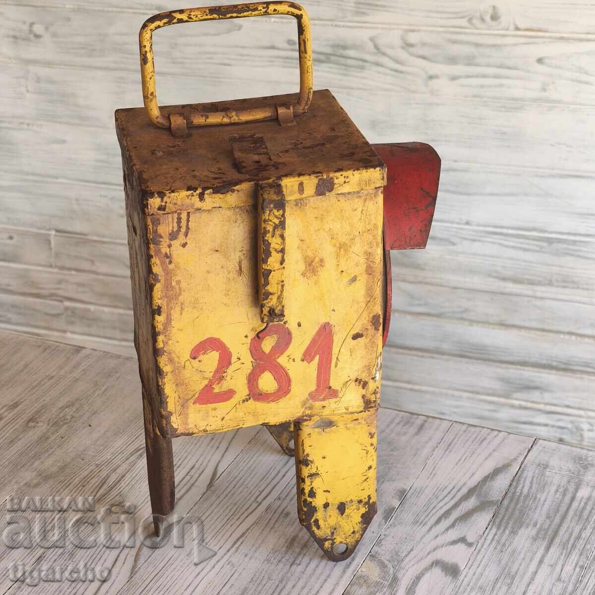 Доставка на Стар жепейски фенер