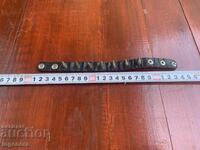 PIELE GRIVNA METAL PENTRU ROCKERI TREI POZIȚII