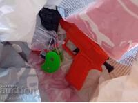 Pistols (small pistols)