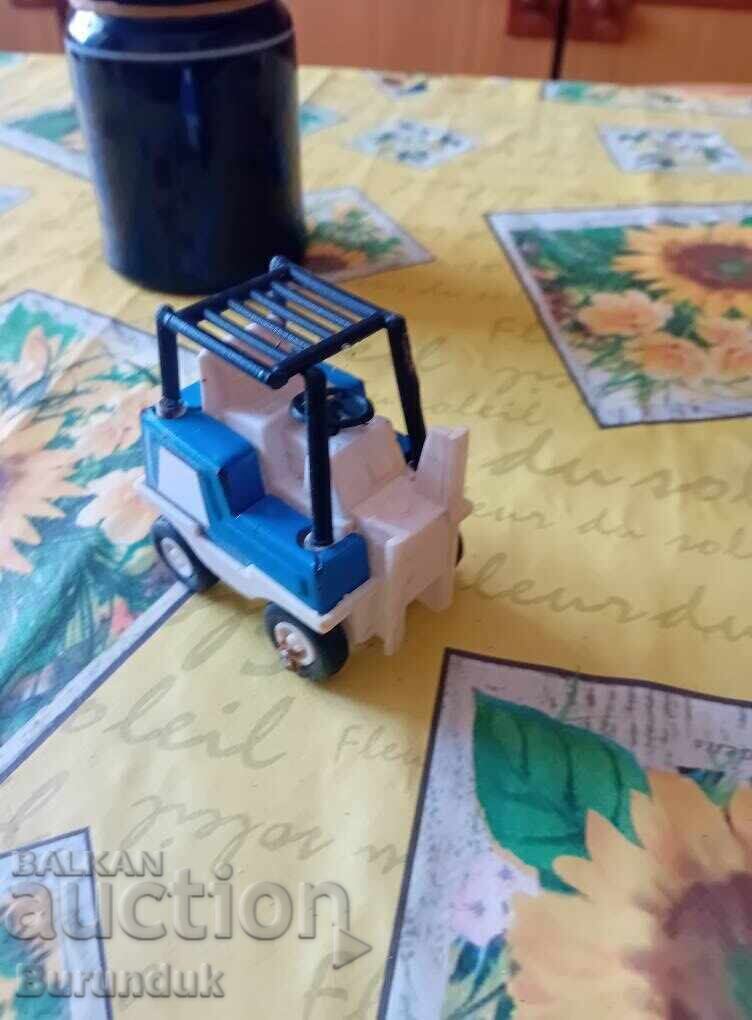 Ενα παιχνίδι