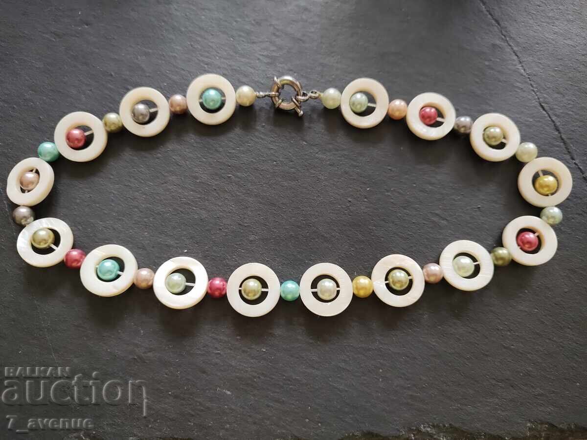Necklace, splendor and style, natural Mother of Pearl, 8.06.25