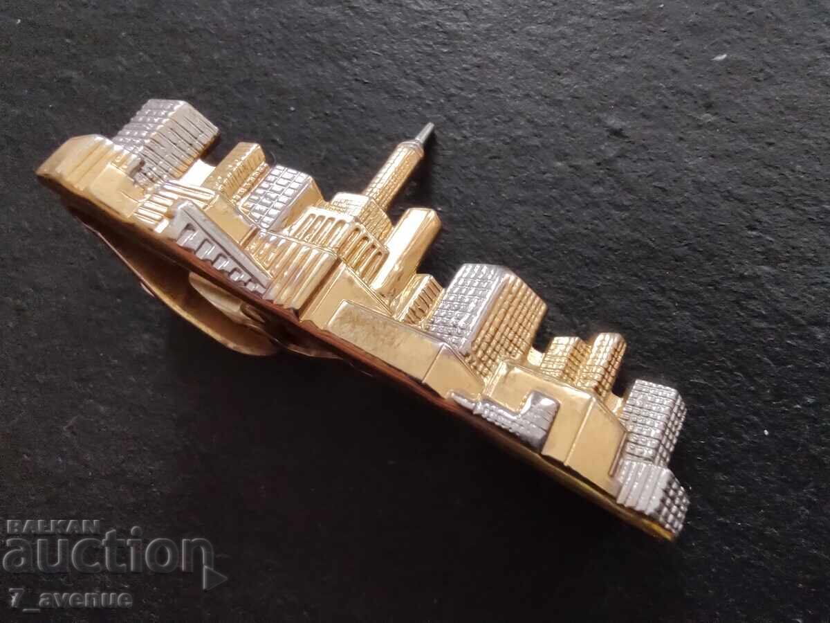 Tie clip style, Germany 80s, 8.06.25 with price 49.00 BGN | € 25.05