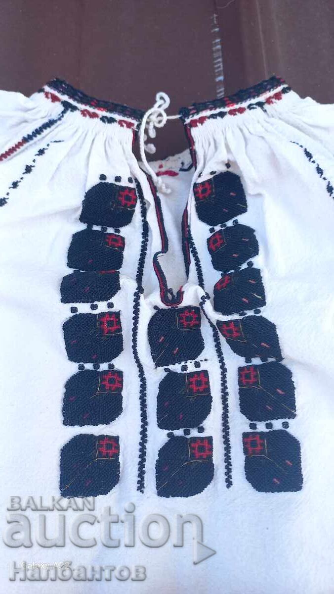 OLD WOMAN'S THRACIAN FOLK COSTUME SHIRT APRON - 5 OLD WOMAN'S THRACIAN FOLK COSTUME SHIRT APRON - 5