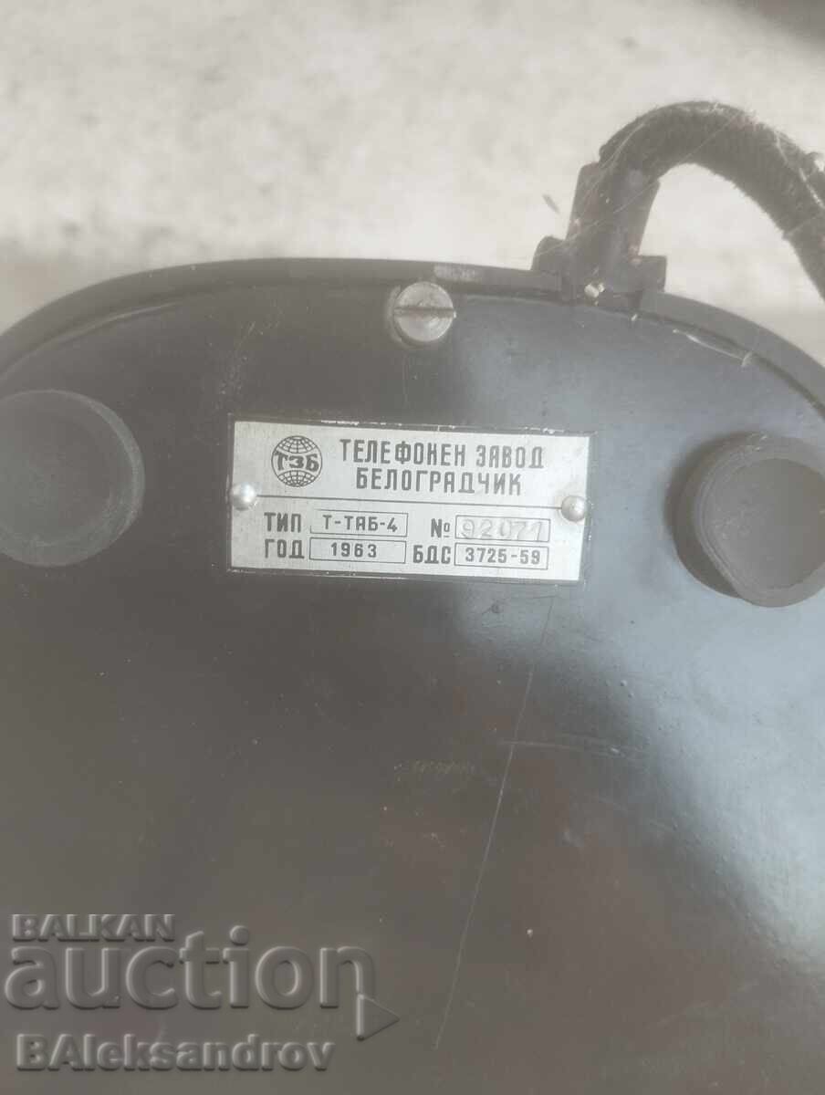 Old bakelite phone - 6