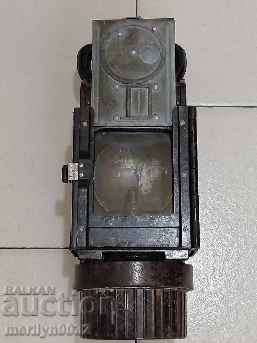 Licitație Lanterna militară bakelit Wehrmacht WW2