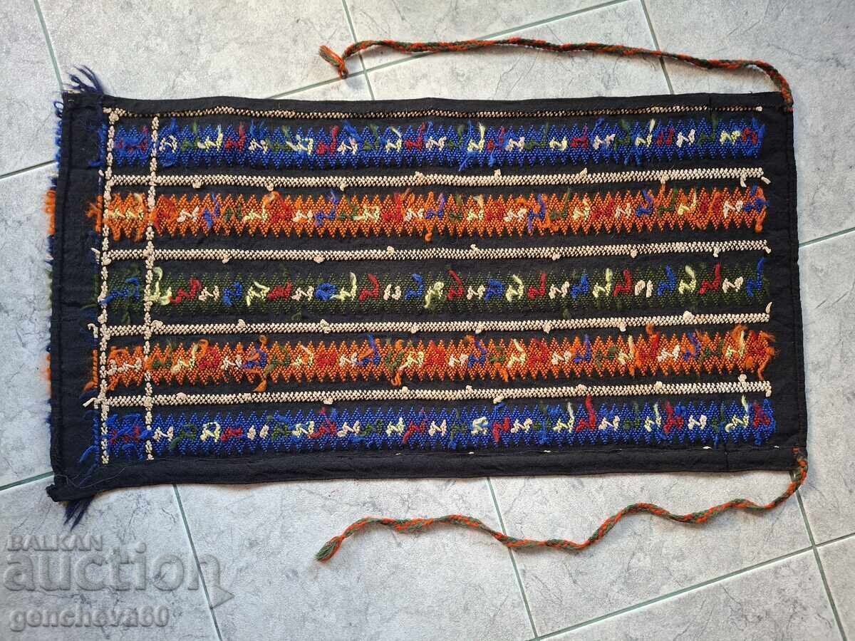 АВТЕНТИЧНА ПРЕСТИЛКА С БОГАТА БРОДЕРИЯ с цена € 128.00 | 250.35 лв.