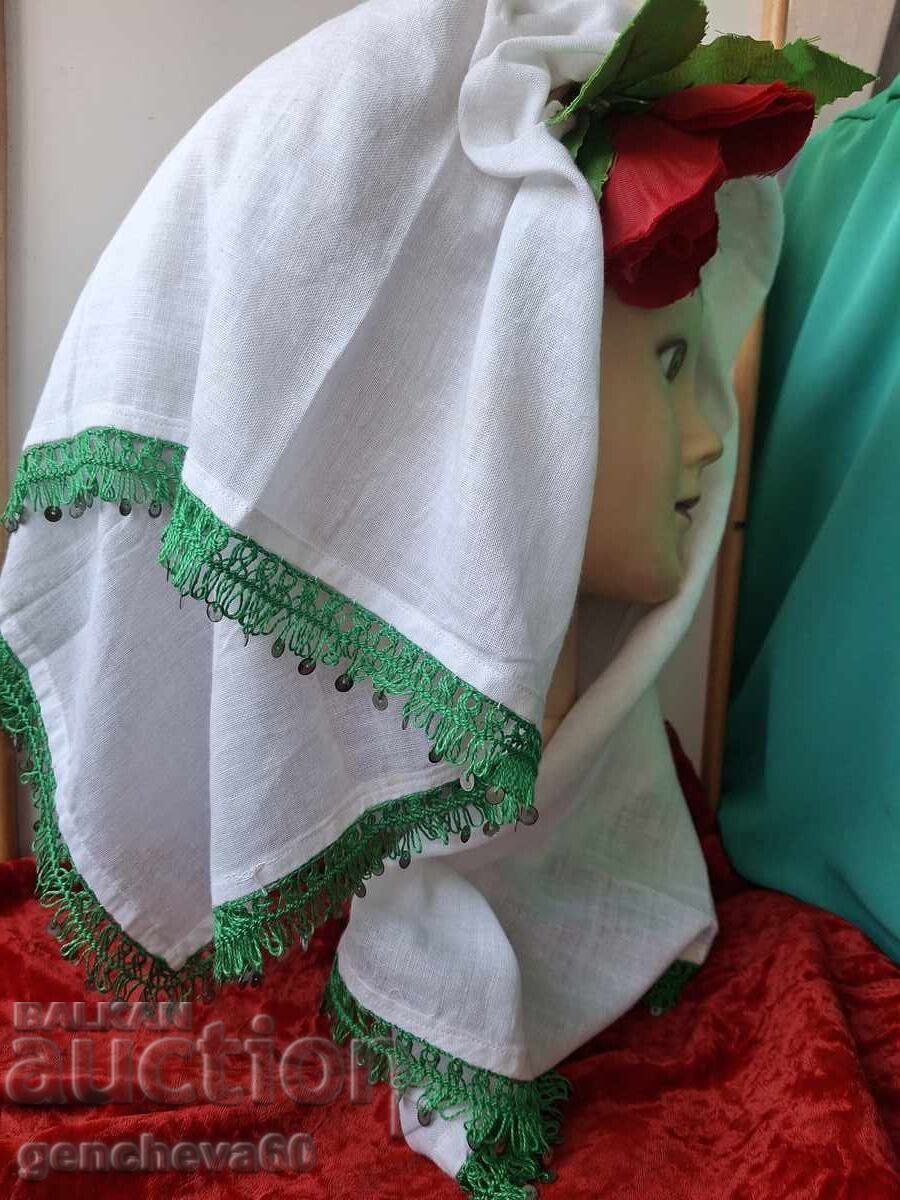 Batic autentic pentru costum popular cu paiete