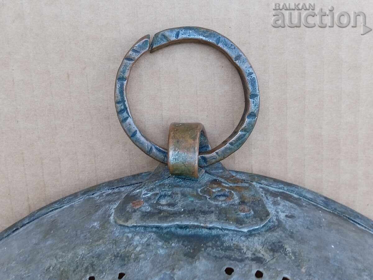 Αντικέ χάλκινο τρυπητό, χάλκινο δοχείο, χάλκινο σουρωτήρι με τιμή 101.00 BGN | € 51.64