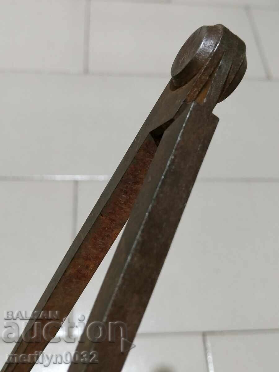 Vechi compas pentru tablă, unealtă - 6 Vechi compas pentru tablă, unealtă - 6