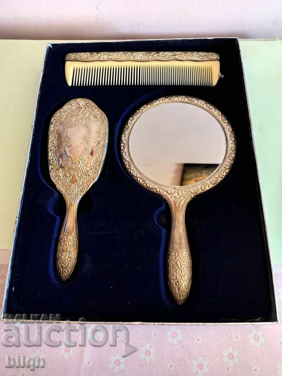 Set de lux argintat pentru damă Set de lux argintat pentru damă