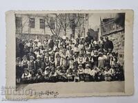 Fotografie din perioada Renașterii, fotografie, costum tradițional, paftale 1928