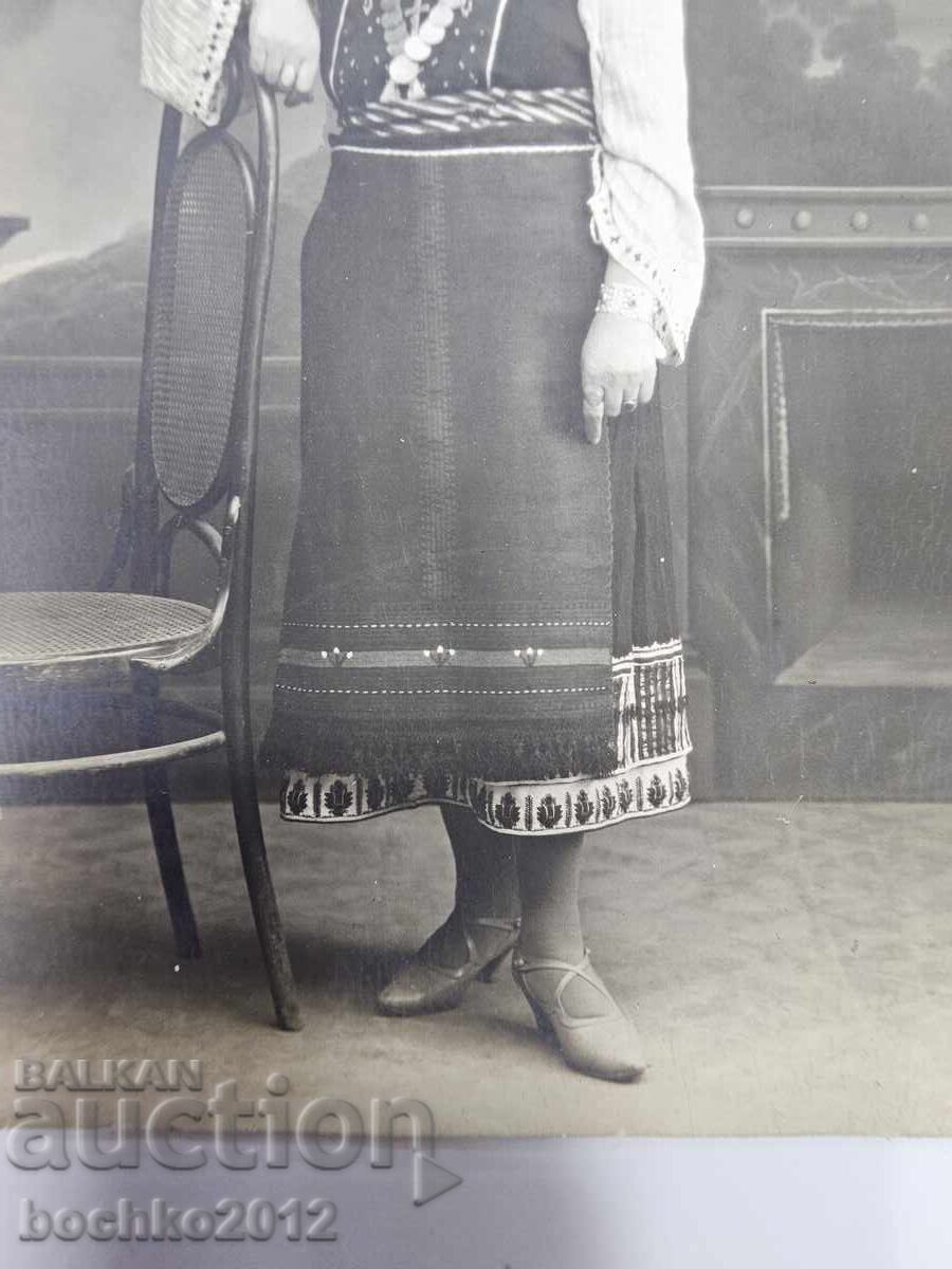 Αναγεννησιακή φωτογραφία, φωτογραφία, φορεσιά, αρχ. - 20ος αιώνας με τιμή 22.00 BGN | € 11.25 Αναγεννησιακή φωτογραφία, φωτογραφία, φορεσιά, αρχ. - 20ος αιώνας με τιμή 22.00 BGN | € 11.25