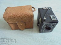 №*8086 aparat foto vechi - KODAK SIX 20 BROWNIE"D