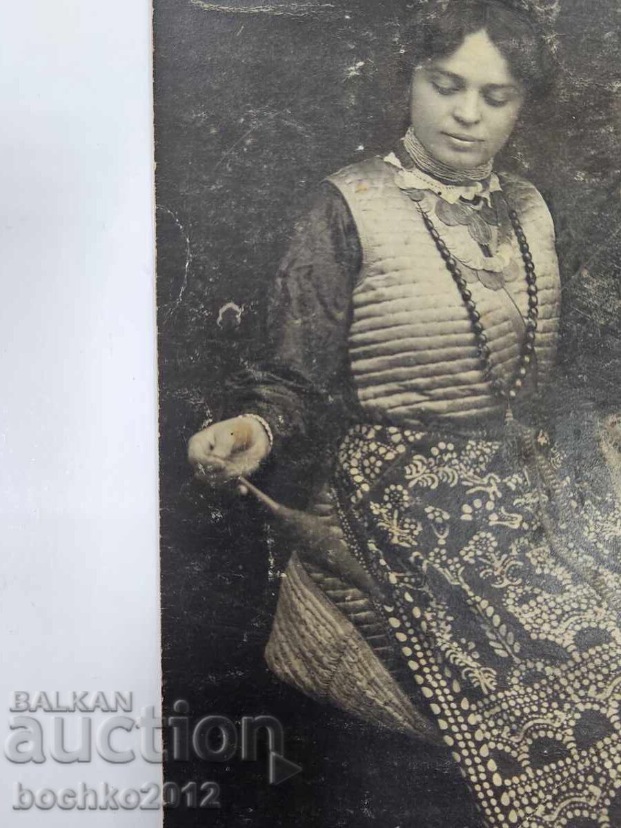 Fotografie din Renaștere, fotografie, costum popular, anul 1913 cu preț 22.00 BGN | € 11.25