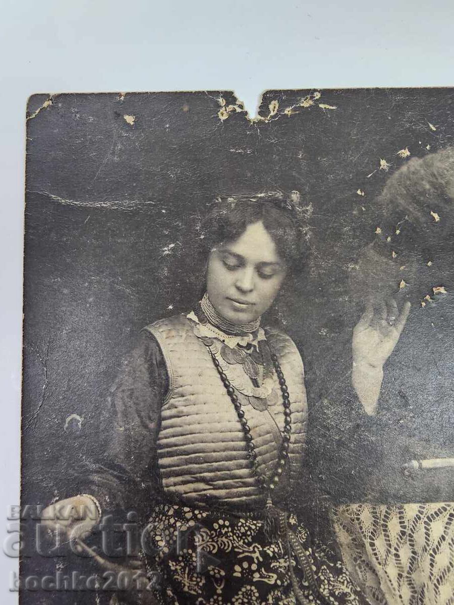 Licitație Fotografie din Renaștere, fotografie, costum popular, anul 1913