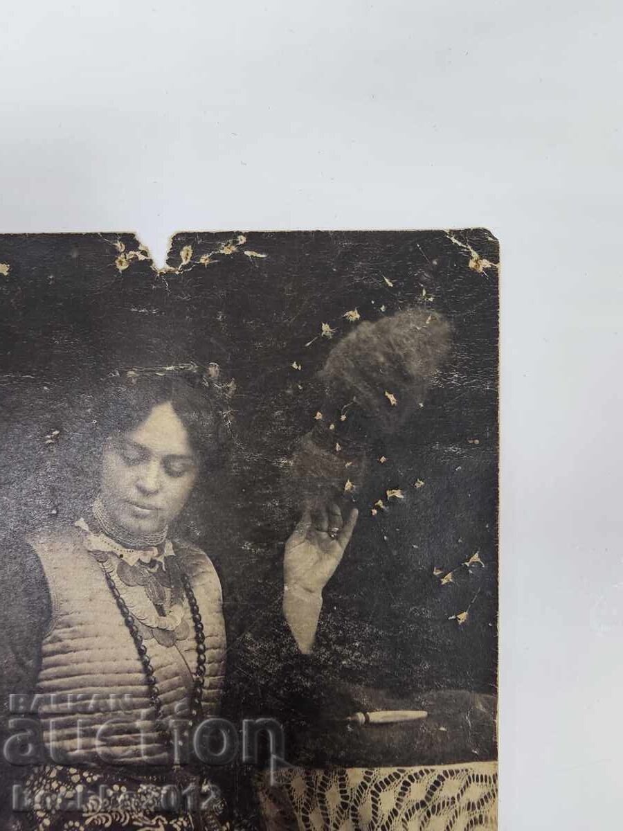 Livrarea Fotografie din Renaștere, fotografie, costum popular, anul 1913