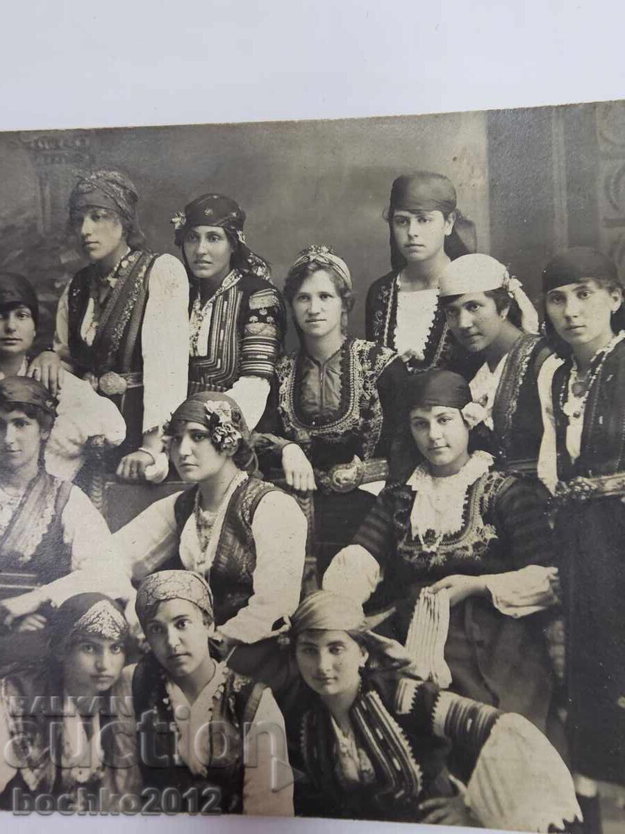 Delivery of Revival Photography, photo, traditional costume, paftas 1921 Delivery of Revival Photography, photo, traditional costume, paftas 1921