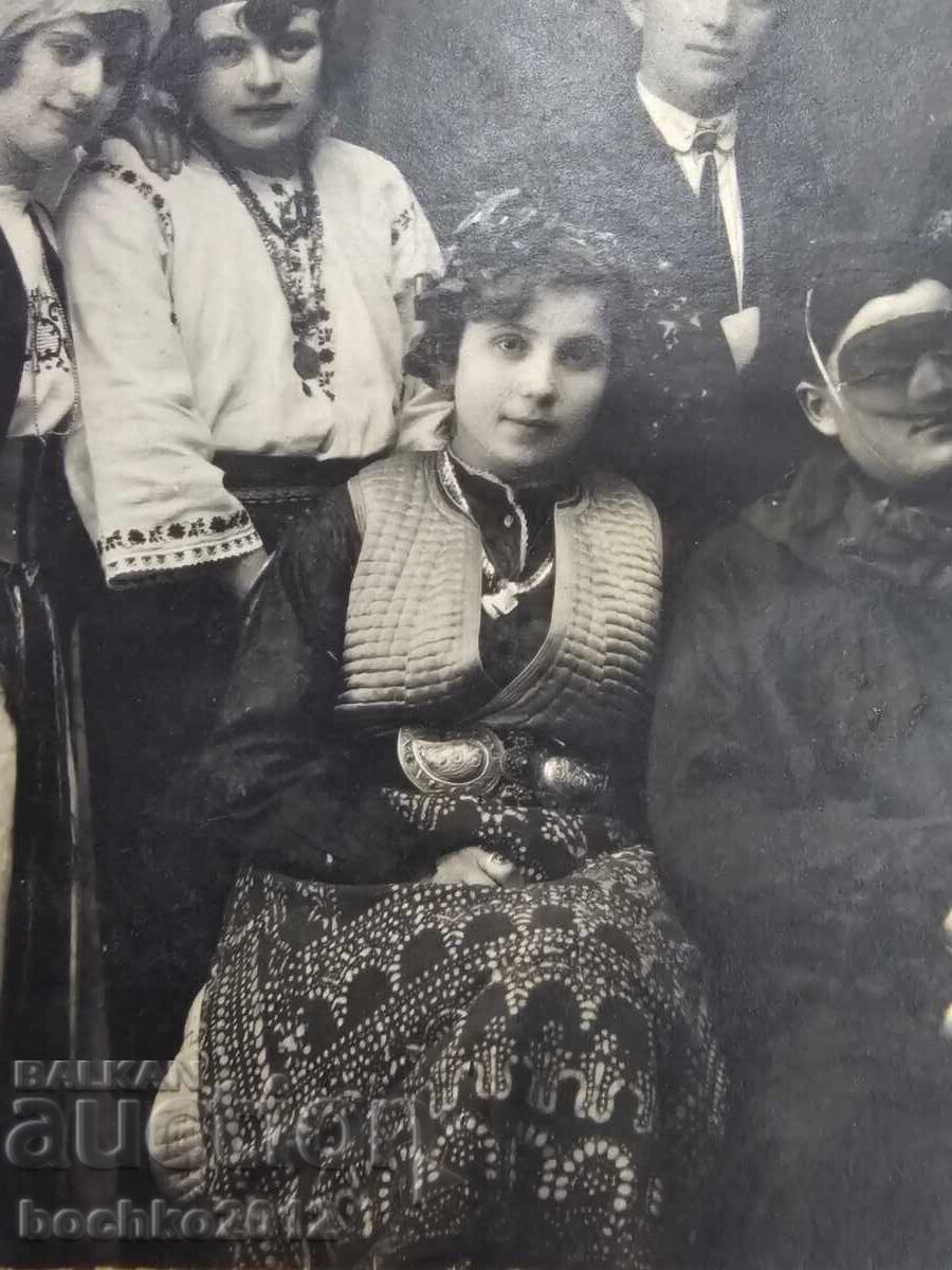 Auction  Revival photography, photo, traditional costume, paftas (belts) 1928
