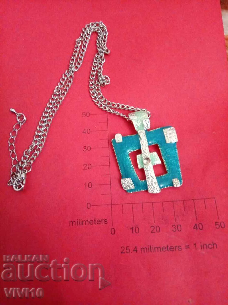 Colier vechi cu email Colier vechi cu email