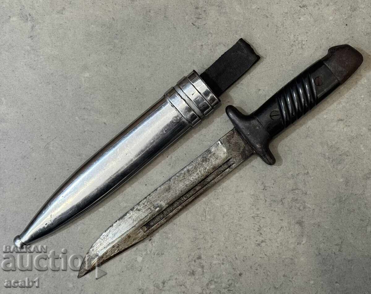 Нож на Дневалния Метална кания с цена 179.99 лв. | € 92.03 Нож на Дневалния Метална кания с цена 179.99 лв. | € 92.03