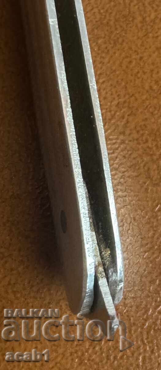 Доставка на Джобно ножче П.Денев Доставка на Джобно ножче П.Денев