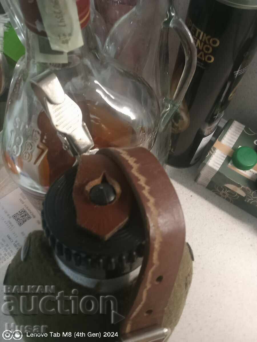 Auction  Unknown military canteen