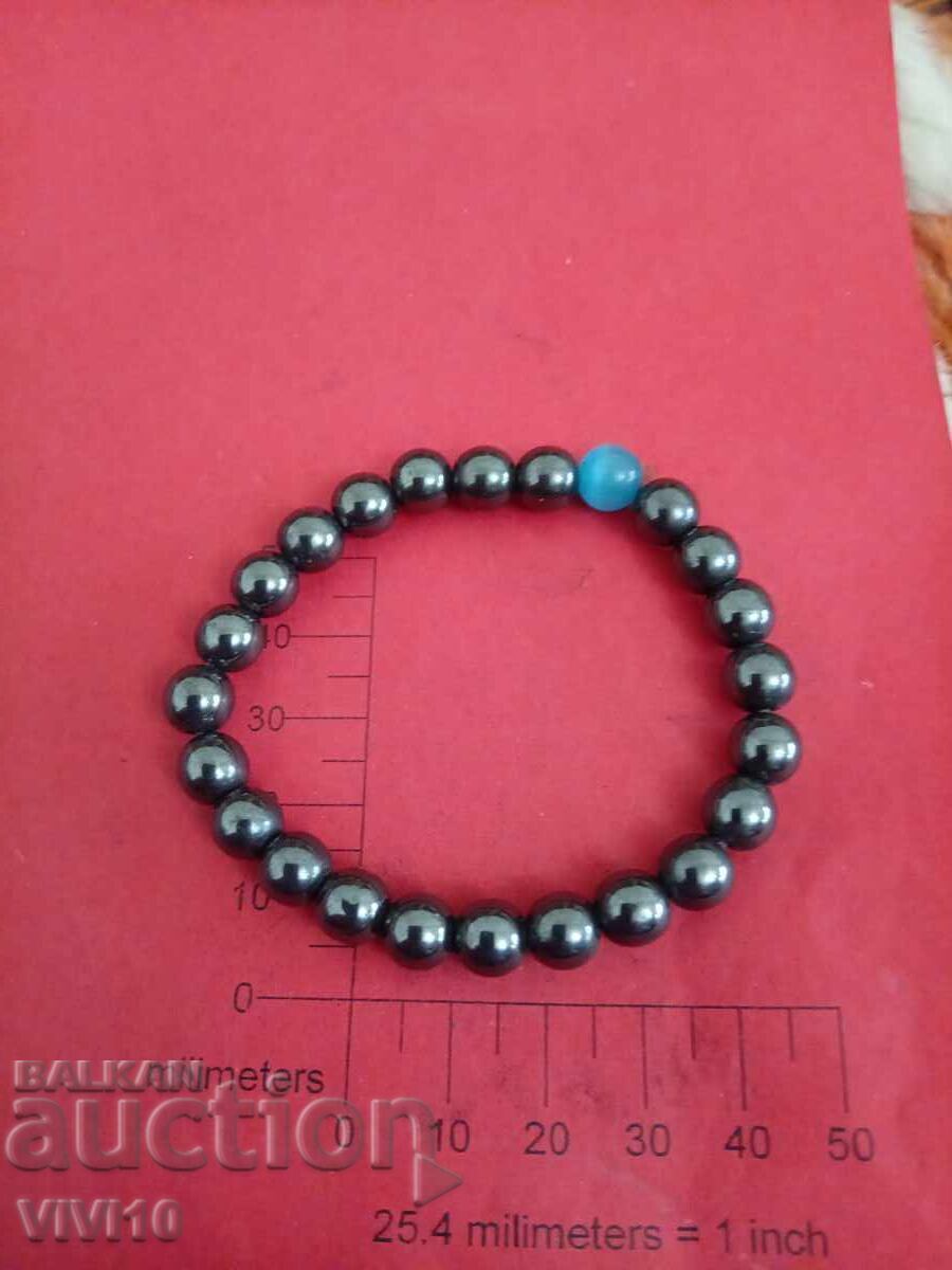 Antique hematite bracelet with price € 10.00 | 19.56 BGN