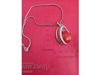 Старинно колие с голям камък