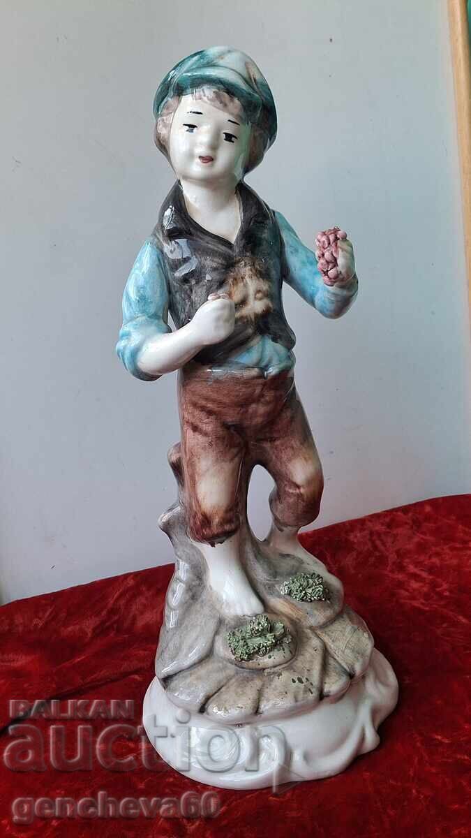 Παράδοση Μεγάλη παλιά πορσελάνινη φιγούρα Καποντιμόντε σήμανση