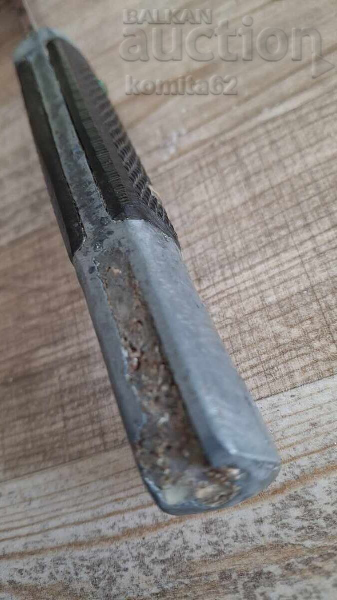 Παράδοση Μαχαίρι, στιλέτο, καμά, σπαθί, καρακουλάκ, γιαταγάνι Παράδοση Μαχαίρι, στιλέτο, καμά, σπαθί, καρακουλάκ, γιαταγάνι