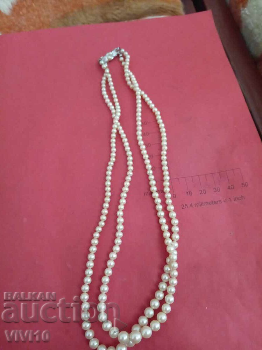 Licitație Colier vechi cu perle, agățătoare de argint